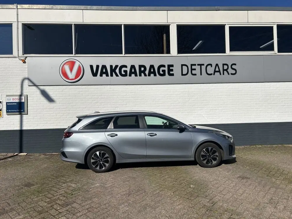 Kia Ceed 1.6 GDI PHEV Dyn+L. (bj 2021) uit 2021, foto 3