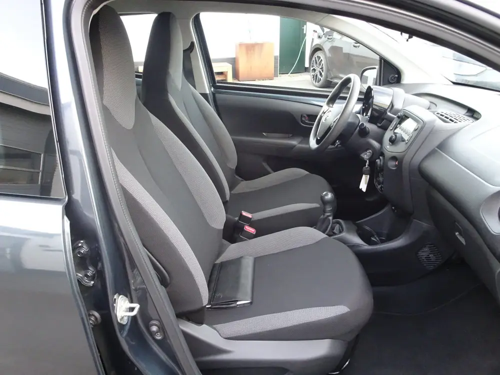 Toyota Aygo 1.0 VVT-i x-fun Airco, elektrische ramen, centra uit 2019, foto 18