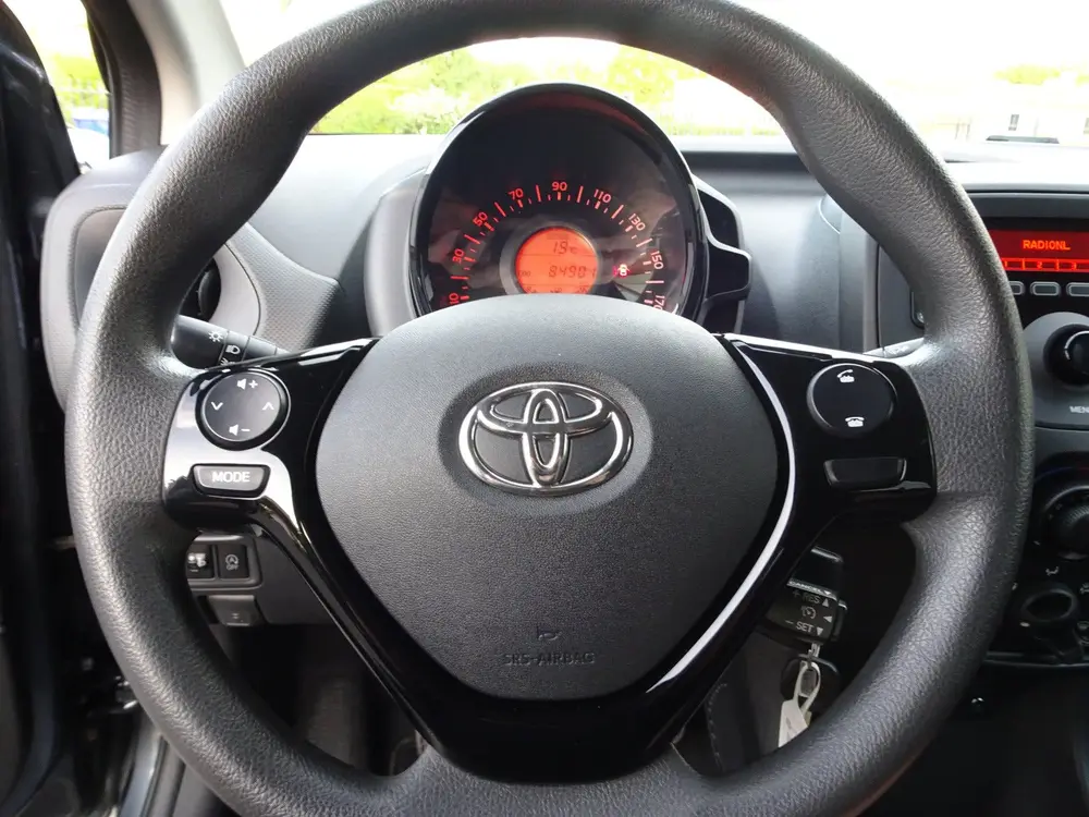 Toyota Aygo 1.0 VVT-i x-fun Airco, elektrische ramen, centra uit 2019, foto 8