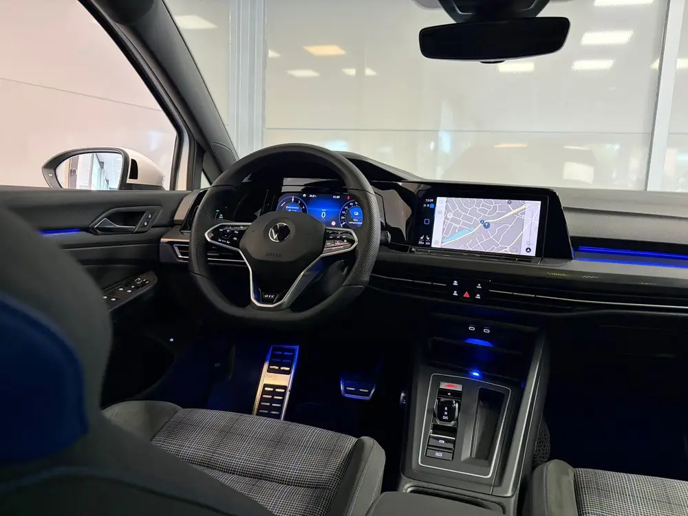 Volkswagen Golf GTE 1.4 eHybrid | panorama-dak | iQ Light | uit 2021, foto 7