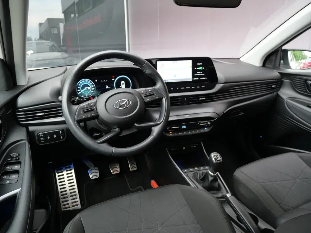 Hyundai BAYON 1.0 T-GDI 48V PREMIUM uit 2022, foto 12