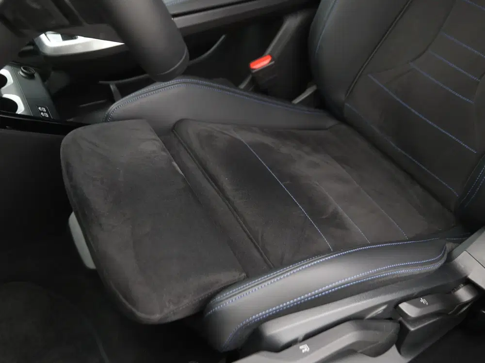 BMW iX1 xDrive30 67 kWh M Sport Edition SoH 100% ( uit 2025, foto 14