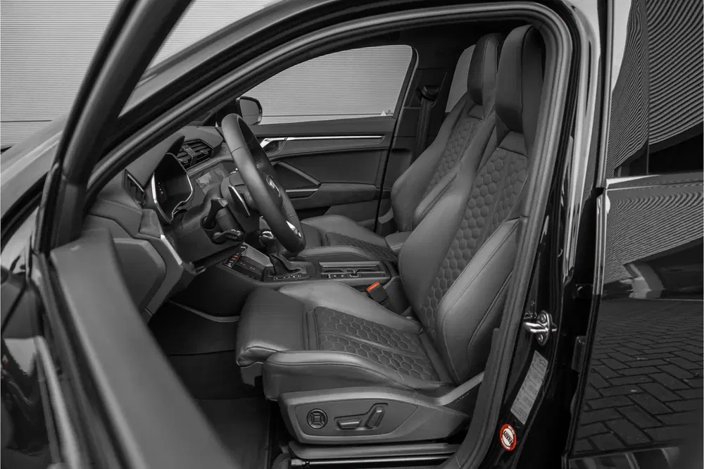 Audi RS Q3 TFSI Keramisch Pano Sonos ACC Trekhaak uit 2022, foto 5