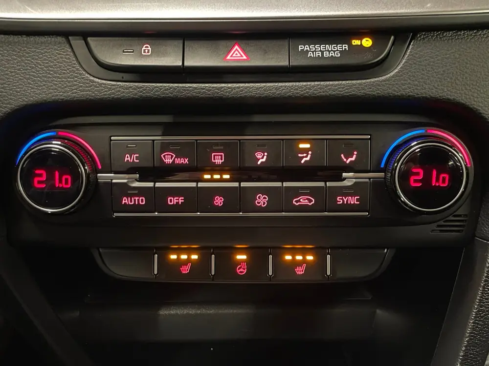Kia Ceed 1.0 T-GDi DynamicLine uit 2023, foto 12