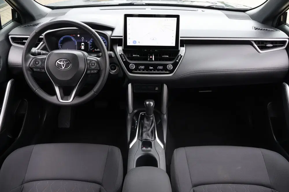 Toyota Corolla Cross 2.0 High Power Hybrid Active 1e Eigenaa uit 2023, foto 2