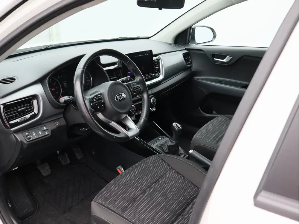 Kia Stonic 1.0 T-GDi MHEV DynamicLine uit 2021, foto 10