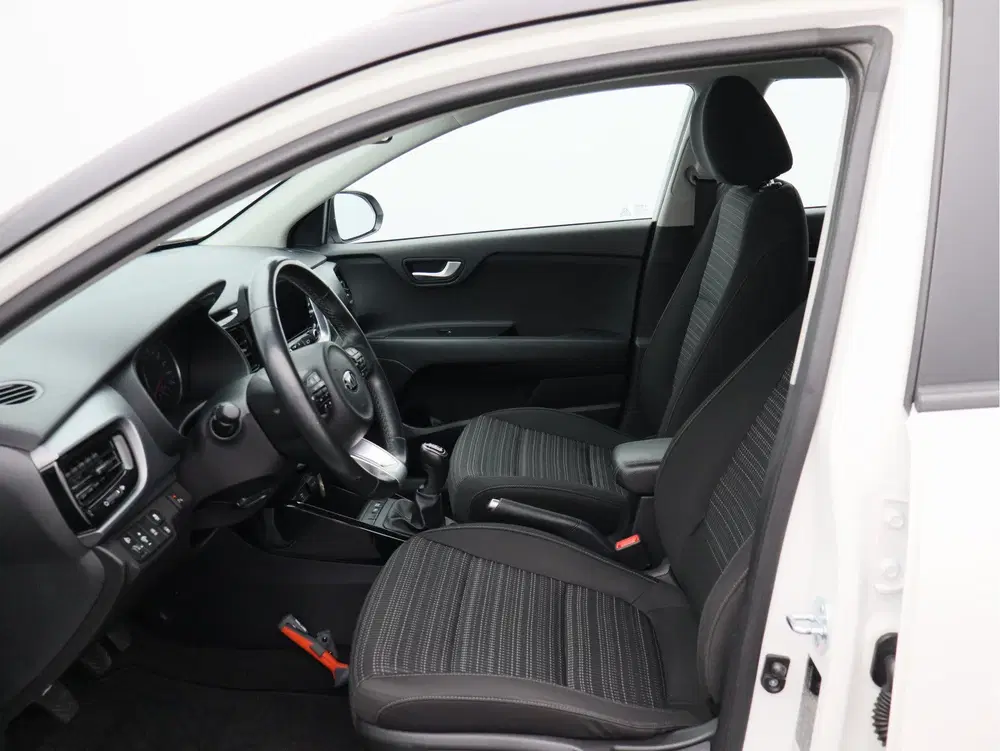 Kia Stonic 1.0 T-GDi MHEV DynamicLine uit 2021, foto 7