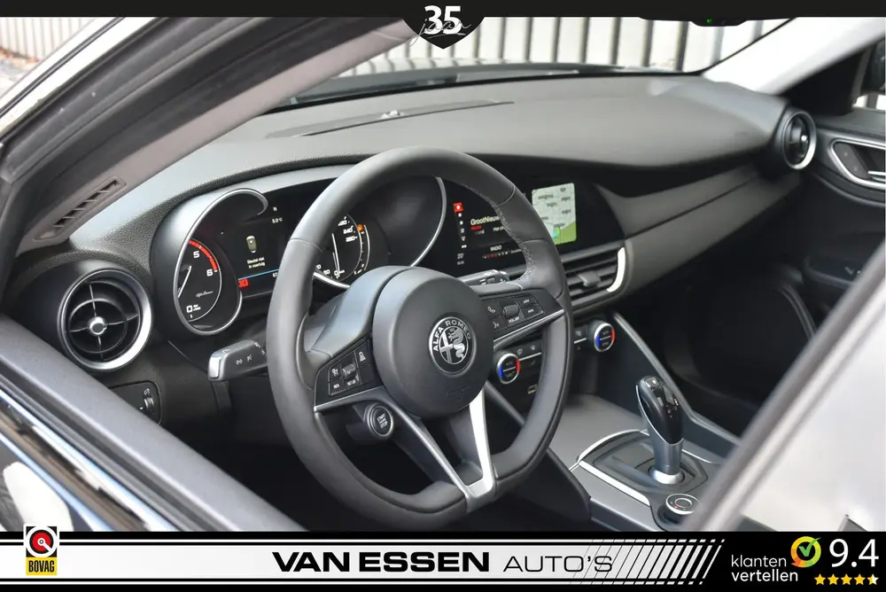 Alfa Romeo Giulia 2.2 Automaat Pano Camera Trekhaak Stoel/St uit 2019, foto 9