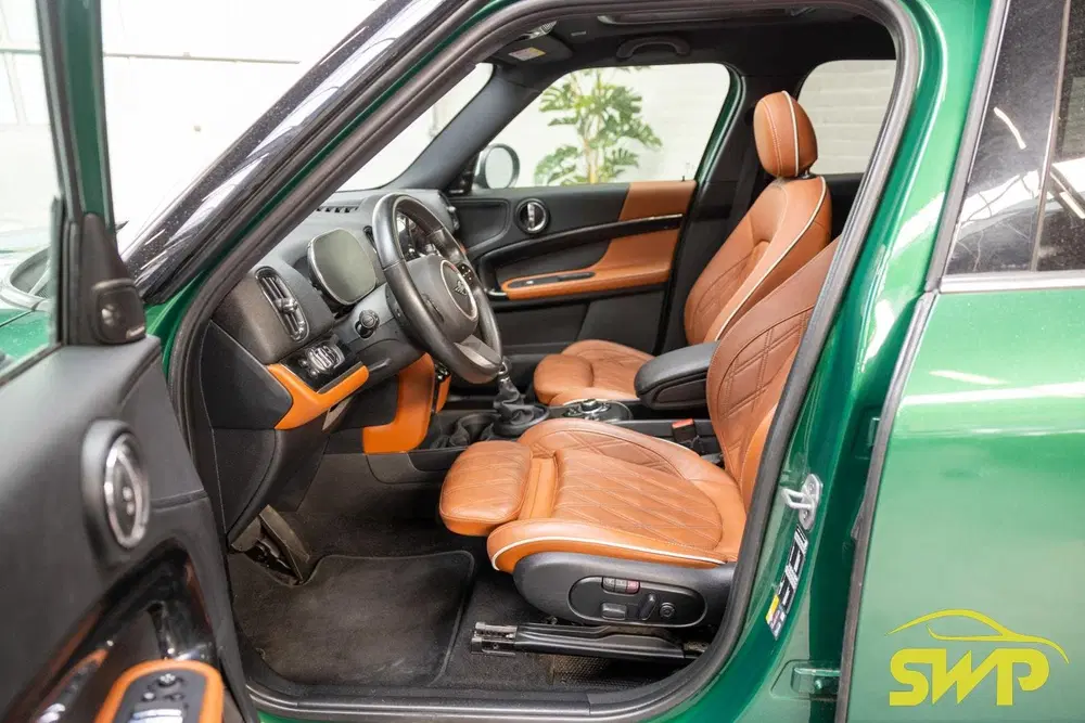 Mini Countryman 1.5 Cooper S E ALL4 Classic uit 2023, foto 2