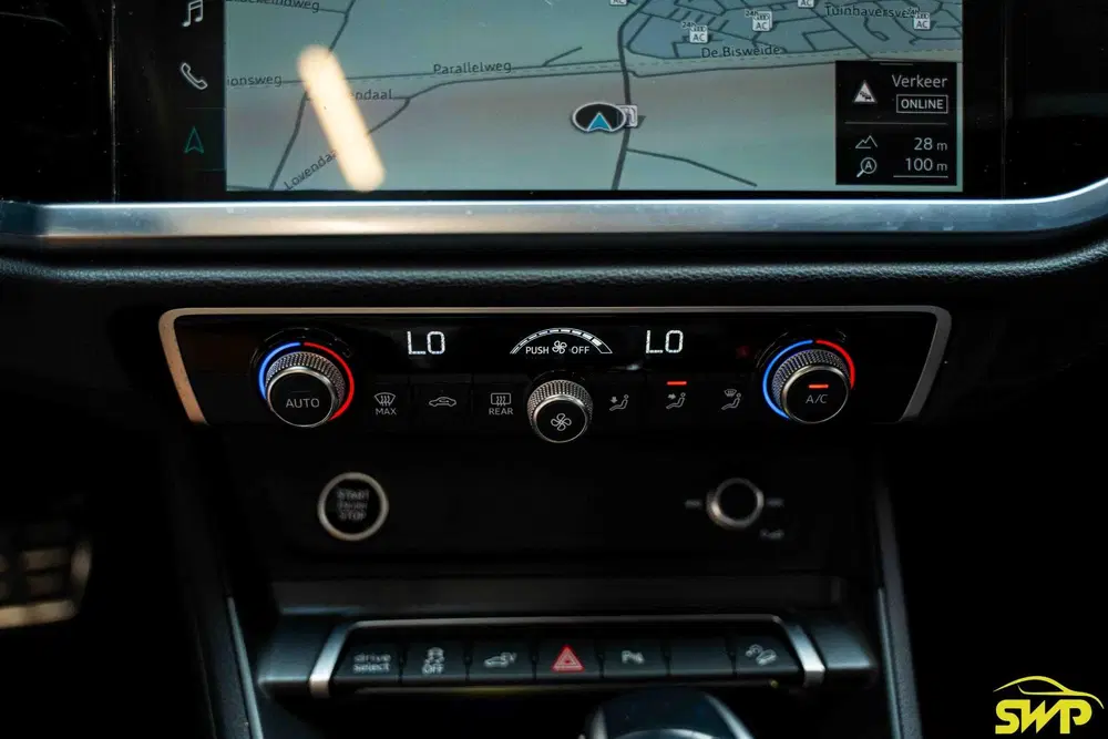 Audi Q3 45 TFSI e S Edition uit 2024, foto 9