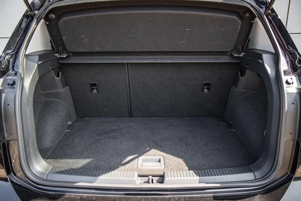 Volkswagen T-Cross 1.0 TSI 110pk DSG R-Line | 18" Velgen | C uit 2022, foto 14