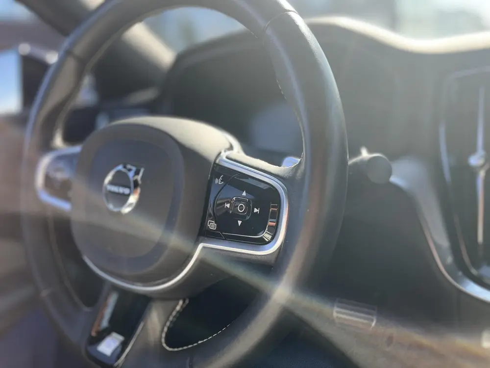 Volvo S60 T4 R-Design | Trekhaak | Memoryseats | Parkeercame uit 2019, foto 20