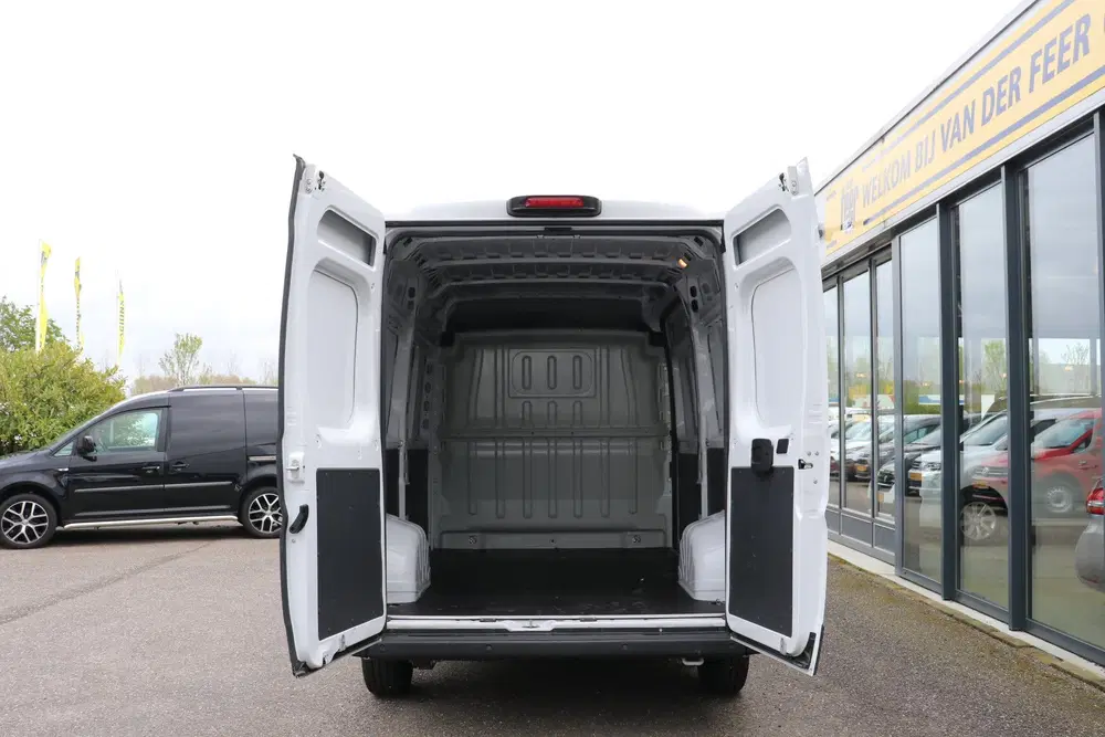 Peugeot Boxer 335 2.2 BlueHDi 140 L2H2 Pro EX.BTW (bj 20 uit 2021, foto 18