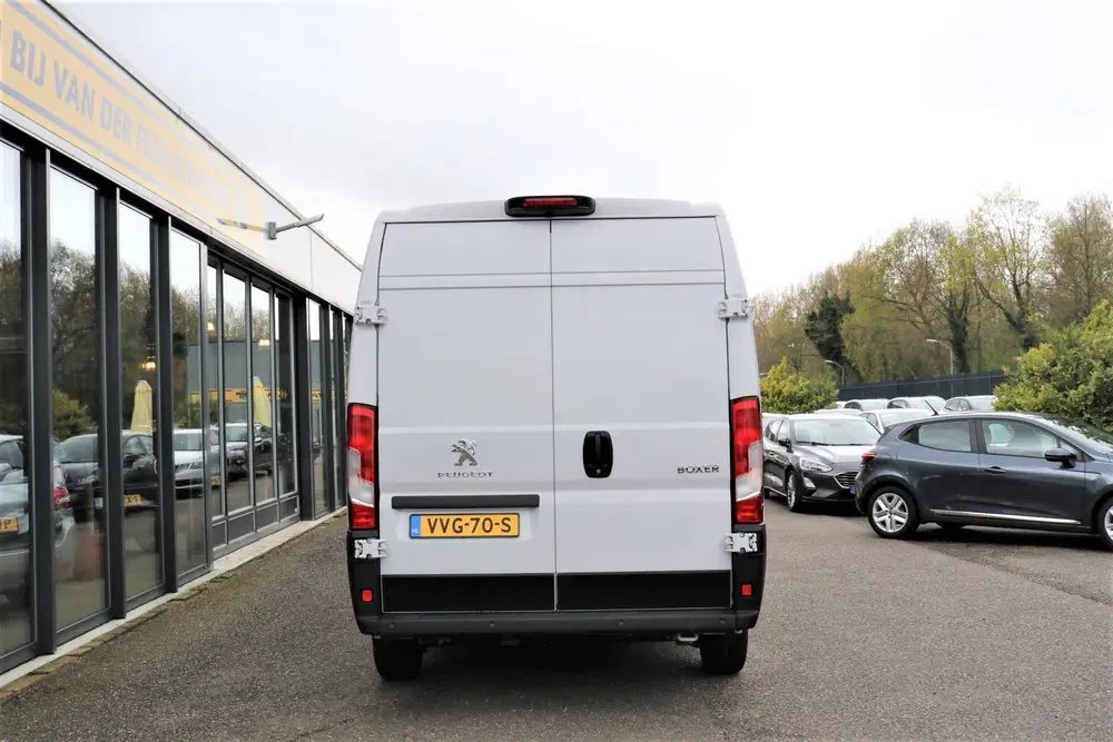 Peugeot Boxer 335 2.2 BlueHDi 140 L2H2 Pro EX.BTW (bj 20 uit 2021, foto 2