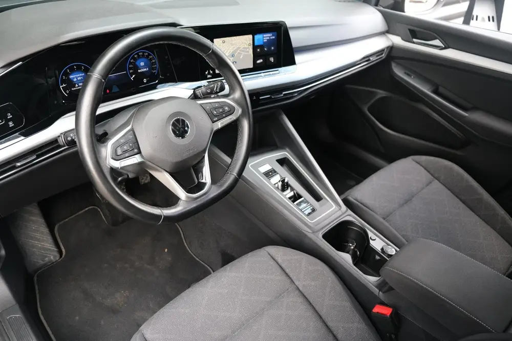 Volkswagen Golf 8 1.5 eTSI Style DSG 150pk Navi ACC PDC Cam uit 2021, foto 3