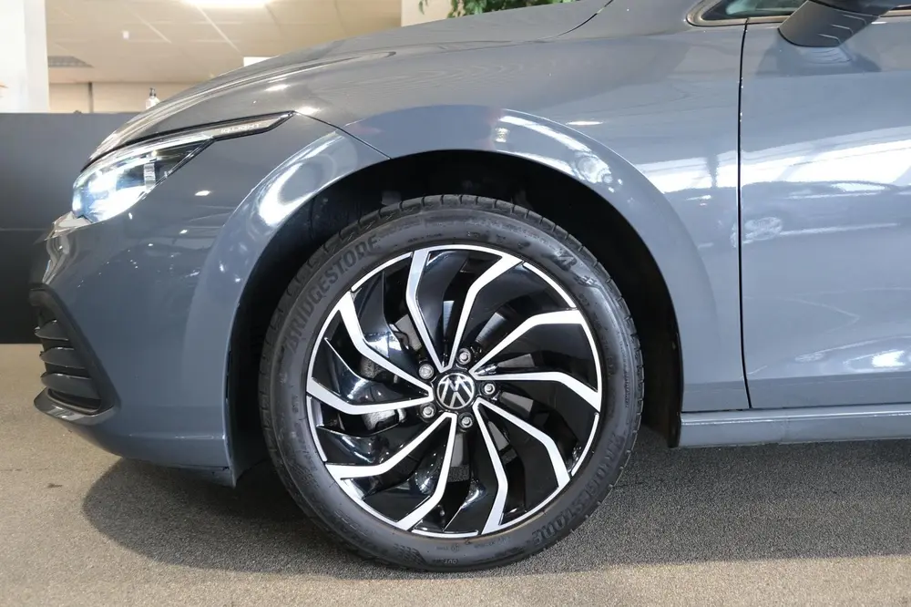 Volkswagen Golf 8 1.5 eTSI Style DSG 150pk Navi ACC PDC Cam uit 2021, foto 8