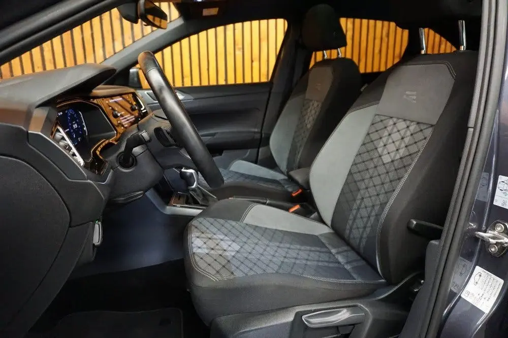 Volkswagen Taigo 1.0 TSI R-LINE Automaat / Panoramadak / Nav uit 2025, foto 12
