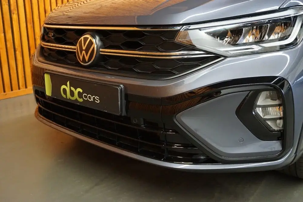Volkswagen Taigo 1.0 TSI R-LINE Automaat / Panoramadak / Nav uit 2025, foto 3