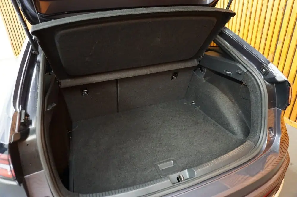 Volkswagen Taigo 1.0 TSI R-LINE Automaat / Panoramadak / Nav uit 2025, foto 9
