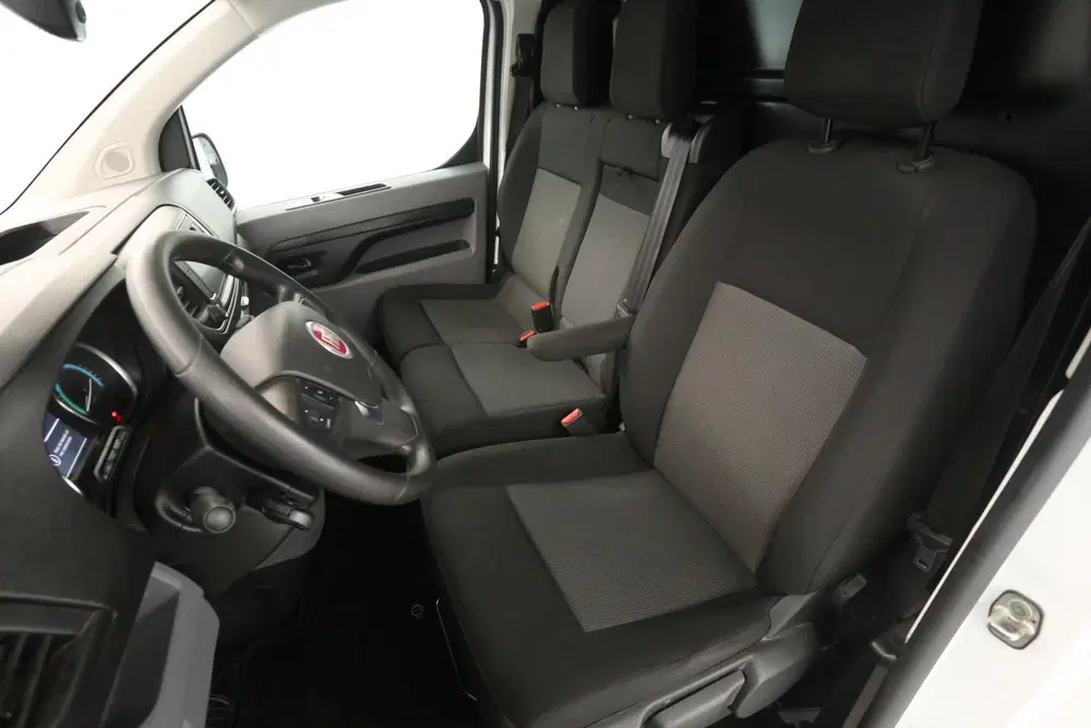 Peugeot Expert Fiat e-Scudo 75 kWh L3H1 uit 2022, foto 12