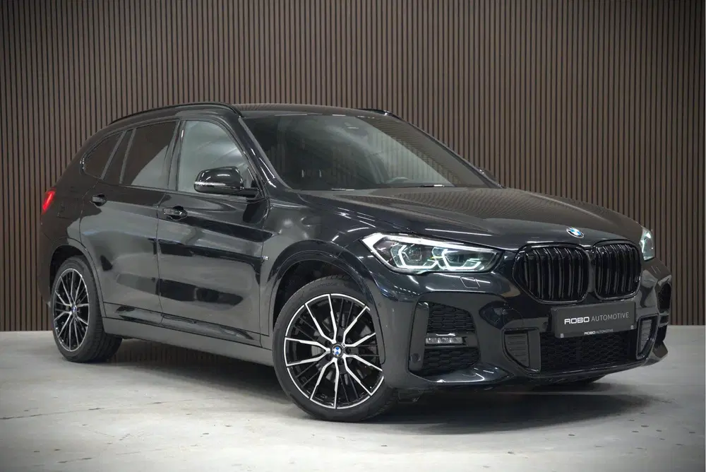 BMW X1 xDrive25e Executive M Sport uit 2020, foto 7
