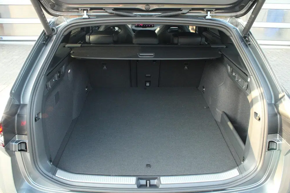 Skoda Superb 1.5 TSI PHEV 204pk Sportline Business uit 2026, foto 20