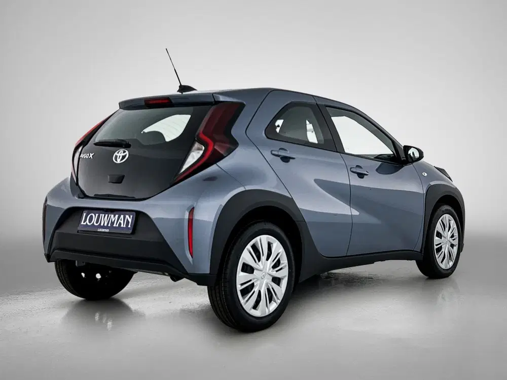 Toyota Aygo X 1.0 VVT-i MT Play *DEMO* uit 2025, foto 2