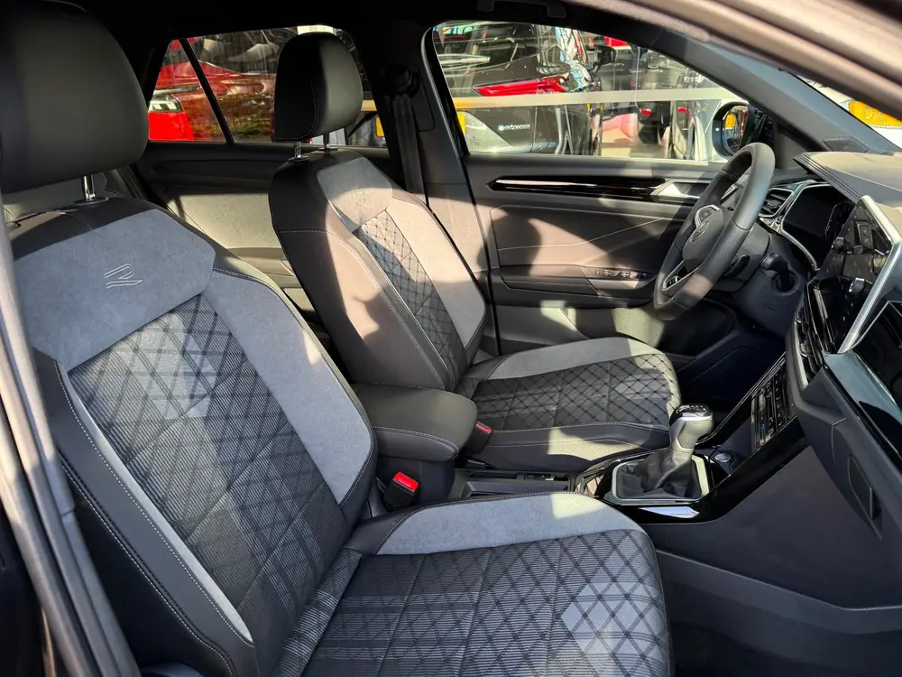Volkswagen T-Roc 1.5 TSI R-Line Edition 150PK / LED KOPLAMPE uit 2025, foto 20