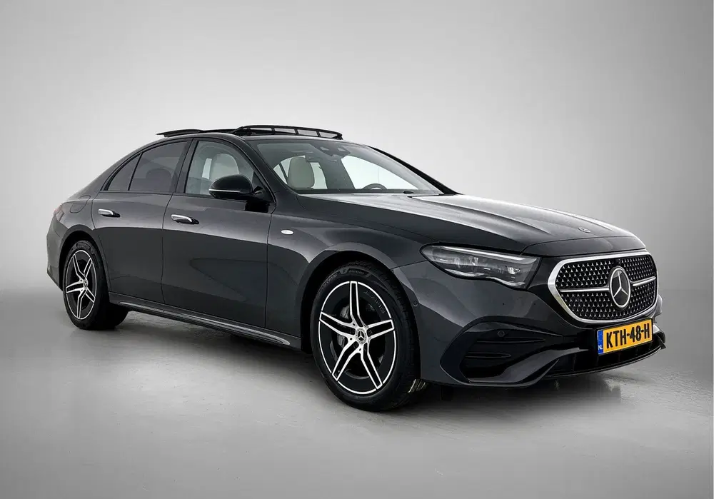 Mercedes-Benz E-Klasse 300 e AMG Nightpakket Plug-In Hybride uit 2025, foto 17