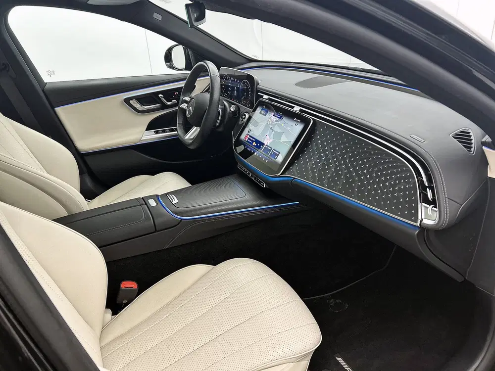 Mercedes-Benz E-Klasse 300 e AMG Nightpakket Plug-In Hybride uit 2025, foto 9