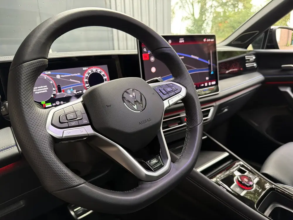Volkswagen Tiguan 1.5 eHybrid 272PK DSG R-LINE SPORT LEDER/H uit 2025, foto 10