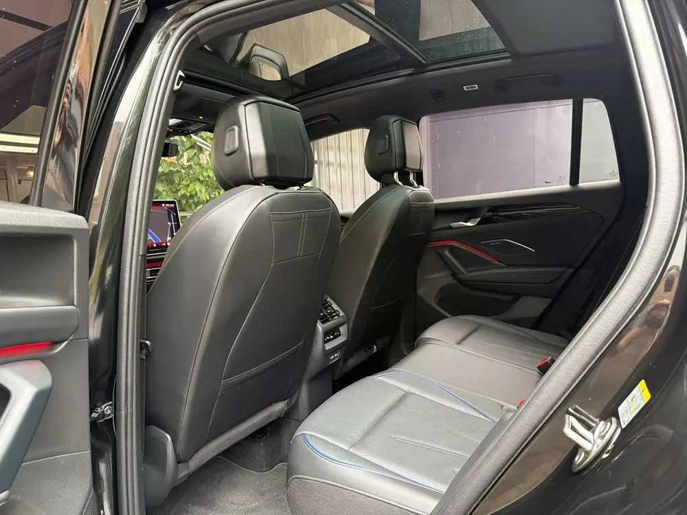 Volkswagen Tiguan 1.5 eHybrid 272PK DSG R-LINE SPORT LEDER/H uit 2025, foto 19