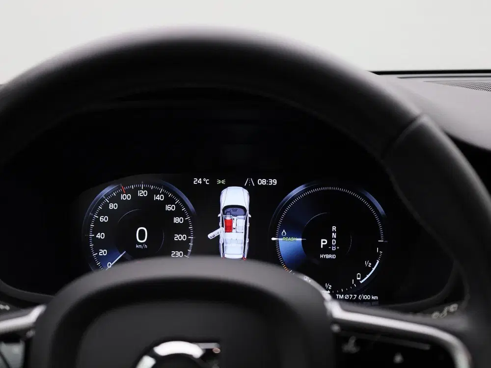 Volvo V60 2.0 T6 Recharge AWD R-Design uit 2021, foto 8