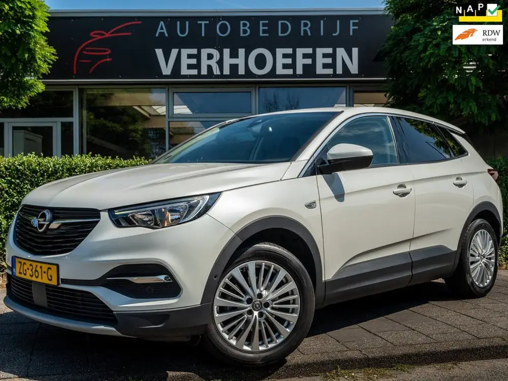 Opel Grandland X 1.2 Turbo Business Executive | AUTOMAAT | A uit 2019
