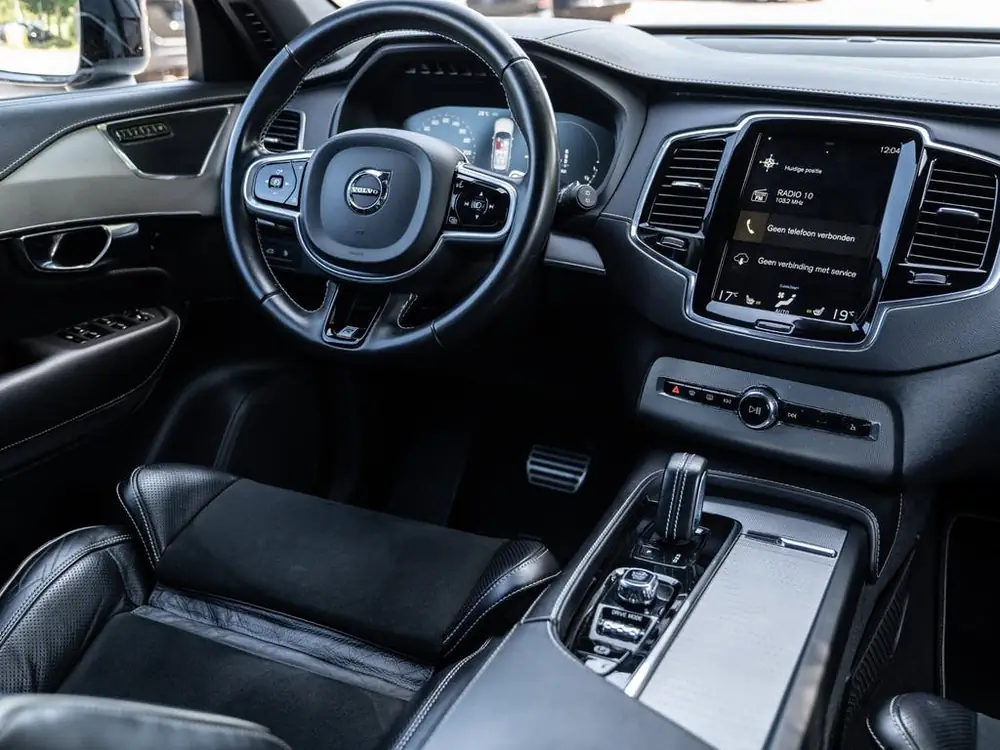 Volvo XC90 2.0 T8 Twin Engine AWD R-DESIGN | INCL BTW | APPL uit 2019, foto 2