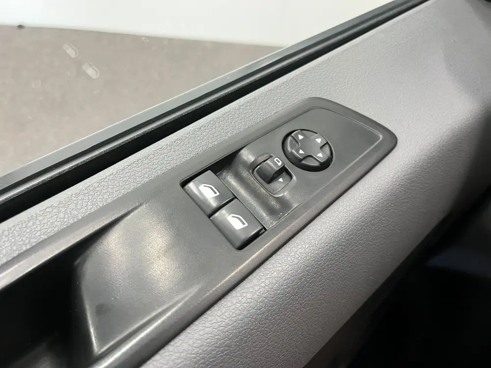 Peugeot Expert 2.0 BlueHDI 145 Standard Premium Airco Nav uit 2022, foto 12