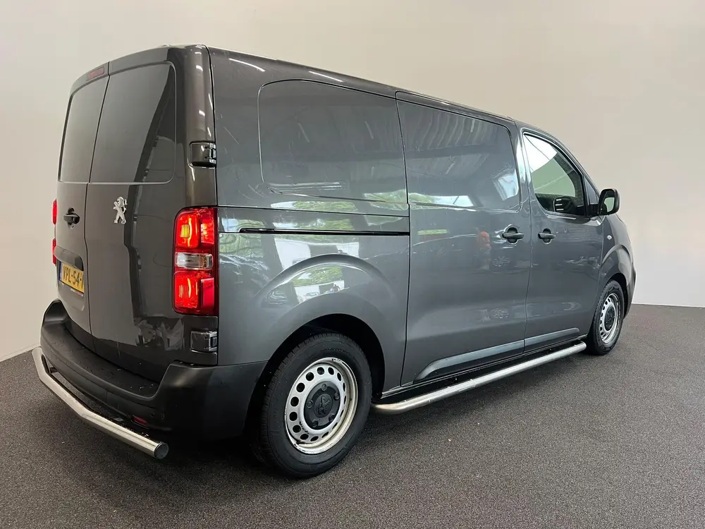 Peugeot Expert 2.0 BlueHDI 145 Standard Premium Airco Nav uit 2022, foto 9