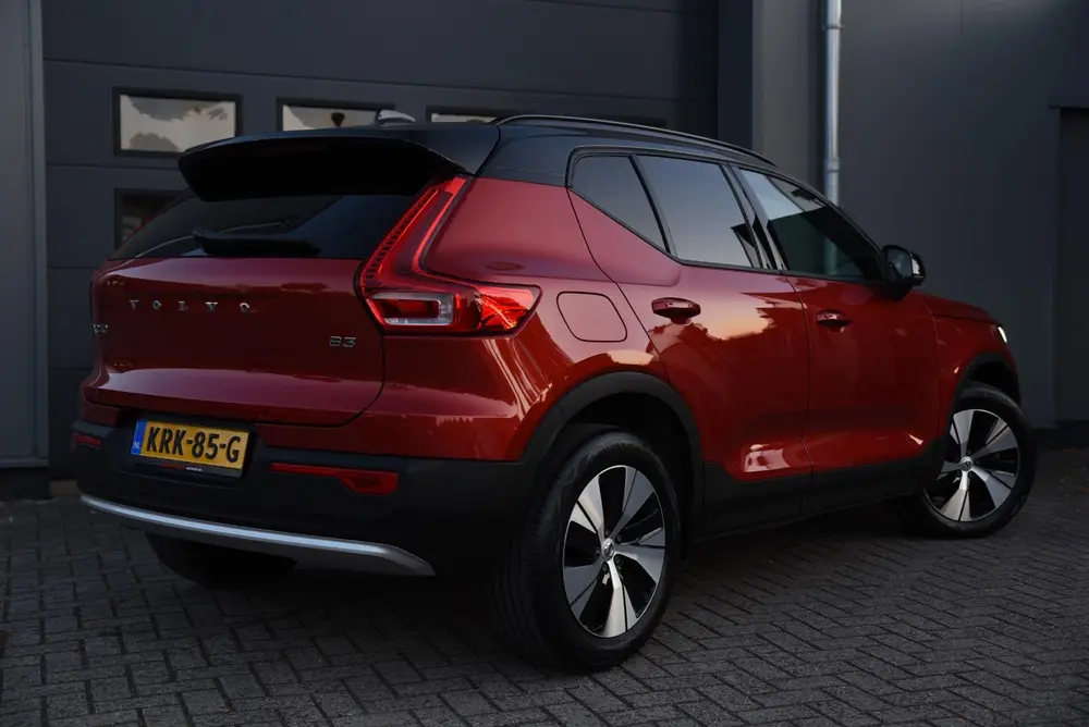 Volvo XC40 2.0 B3 Core 2 TONE uit 2023, foto 3