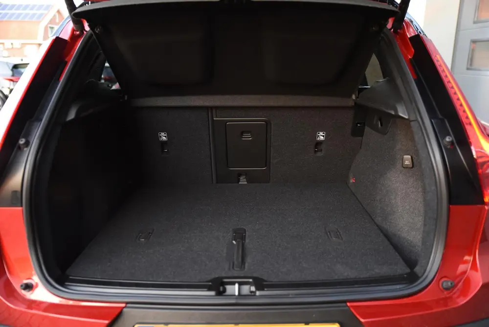 Volvo XC40 2.0 B3 Core 2 TONE uit 2023, foto 8