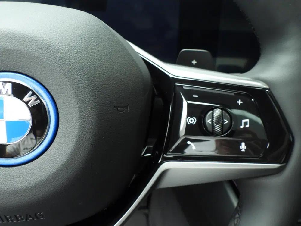 BMW 5-serie Sedan 530e uit 2026, foto 15