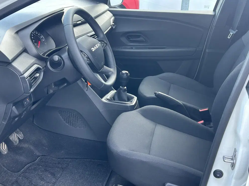Dacia Jogger 1.0 TCe 100 ECO-G Essential 5p. uit 2024, foto 7
