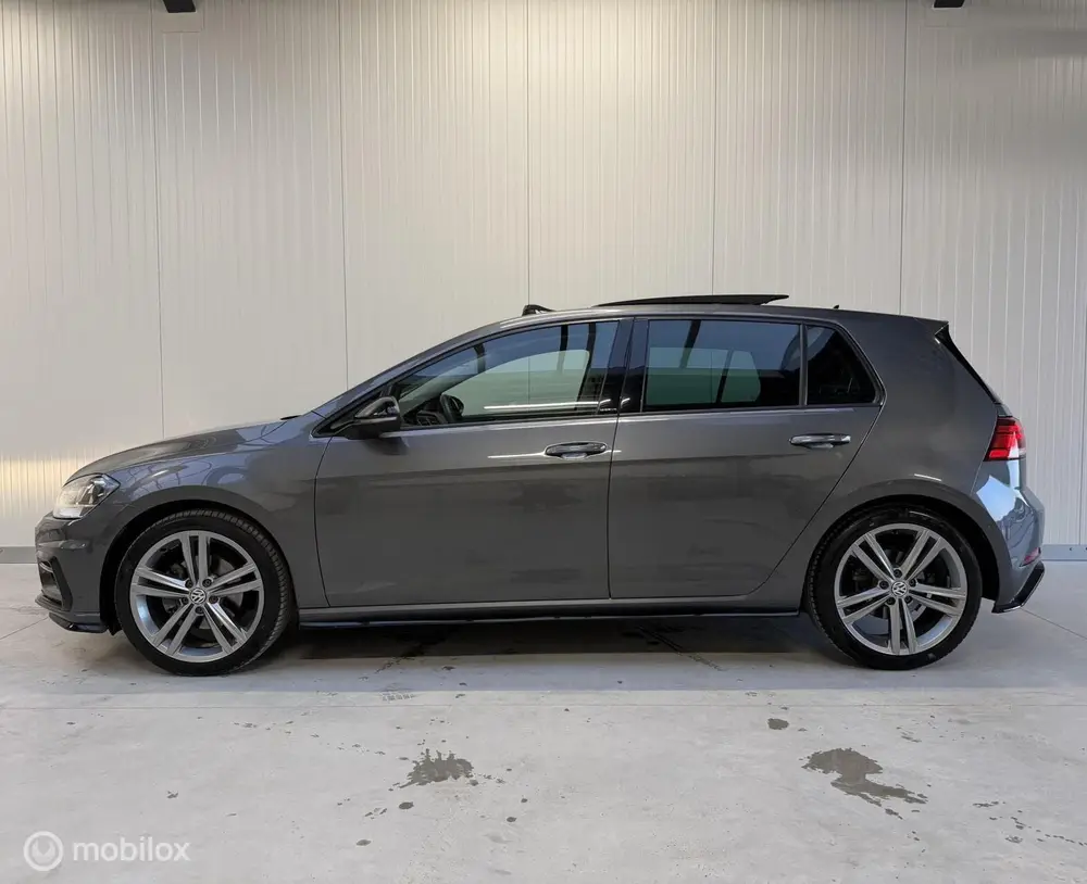 Volkswagen Golf 7.5 R-Line 1.5 TSI DSG 150PK | Pano | ACC uit 2019, foto 2