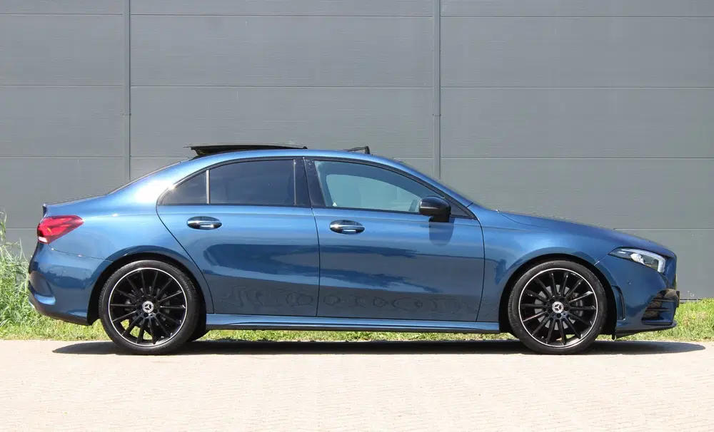 Mercedes-Benz A-Klasse 180 AMG Line Panodak Sfeerlicht Keyle uit 2023, foto 4