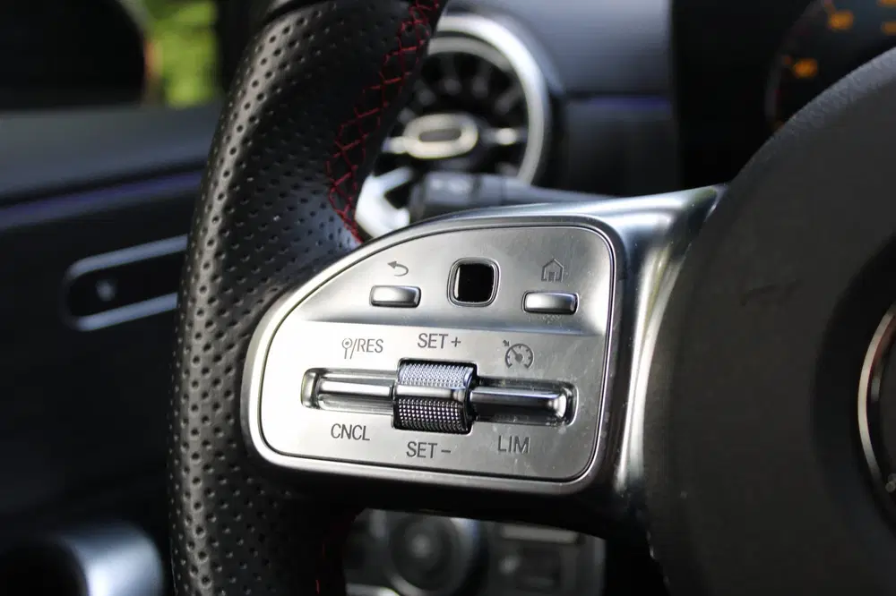 Mercedes-Benz A-Klasse 180 AMG Line Panodak Sfeerlicht Keyle uit 2023, foto 9