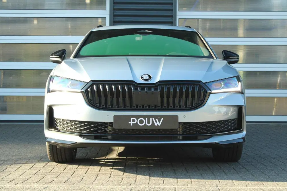 Skoda Superb 1.5 TSI 204pk PHEV Sportline Business uit 2026, foto 8