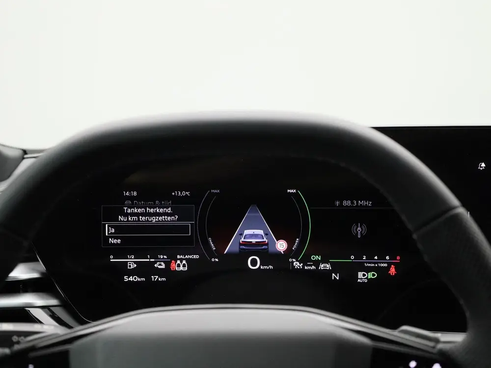 Audi A5 2.0 e-hybrid quattro S edition uit 2025, foto 8