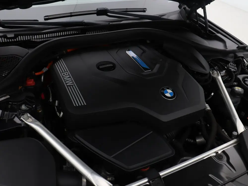 BMW 5-serie Touring 530e High Executive M Sport (bj 20 uit 2022, foto 4