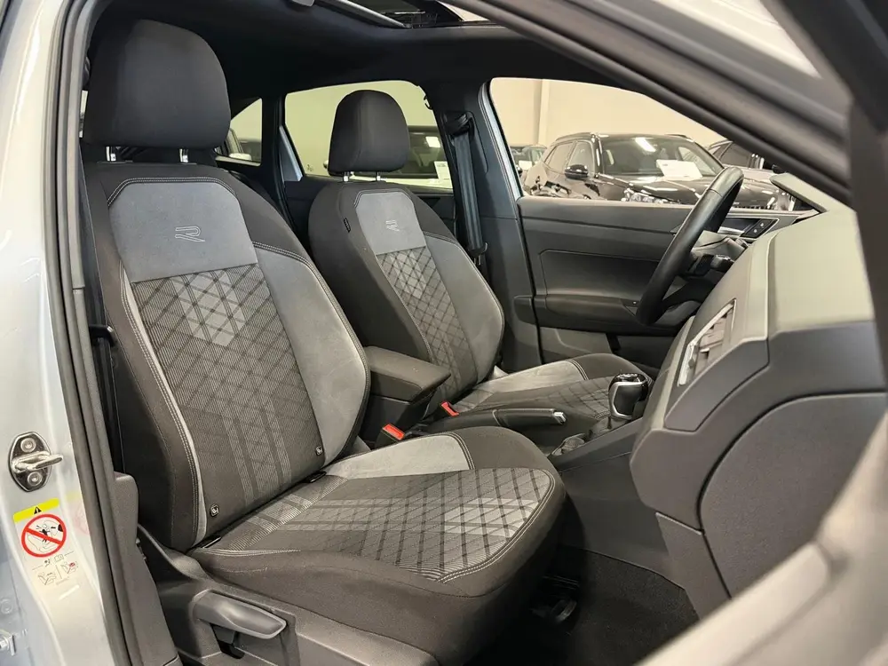 Volkswagen Taigo 1.0 TSI R-Line CAP-PLAY, CRUISE, PANORAMA uit 2024, foto 17