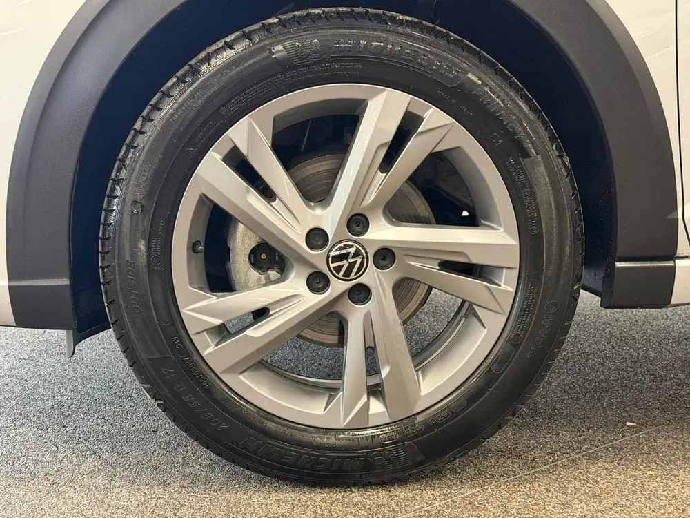 Volkswagen Taigo 1.0 TSI R-Line CAP-PLAY, CRUISE, PANORAMA uit 2024, foto 9
