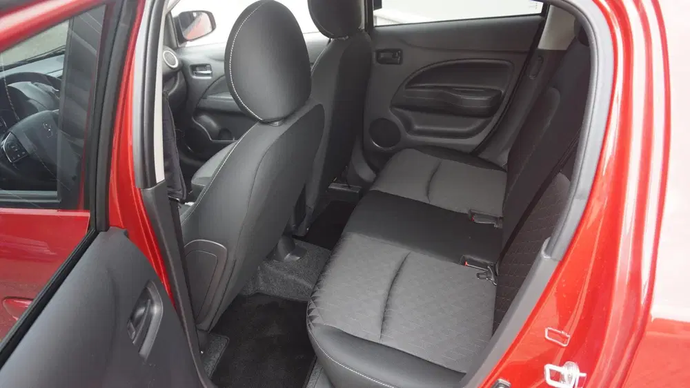 Mitsubishi Space Star 1.2 Dynamic Automaat uit 2024, foto 10